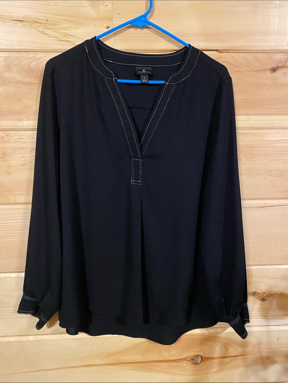 Worthington large Black Long-Sleeve V-Neck Blouse with Contrast Stitching